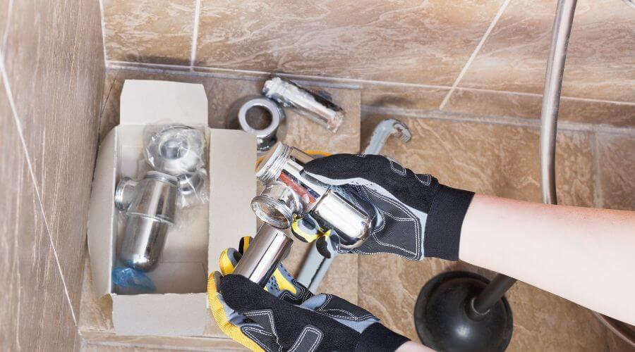 Expert Emergency Roof Repairs services in Mitchell, SD